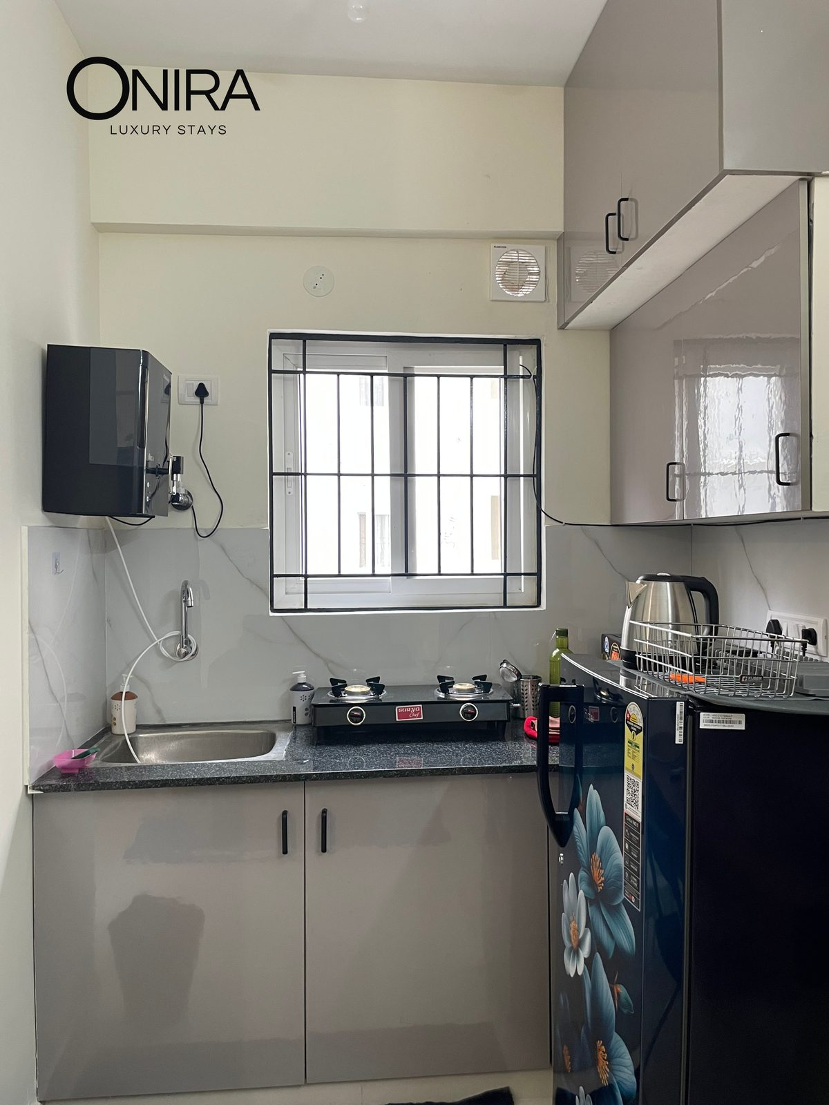 Onira Room